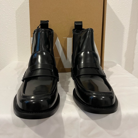 Zara Shoes - Womens ZARA loafers New with tags sizes 7 1/2 run large LEATHER